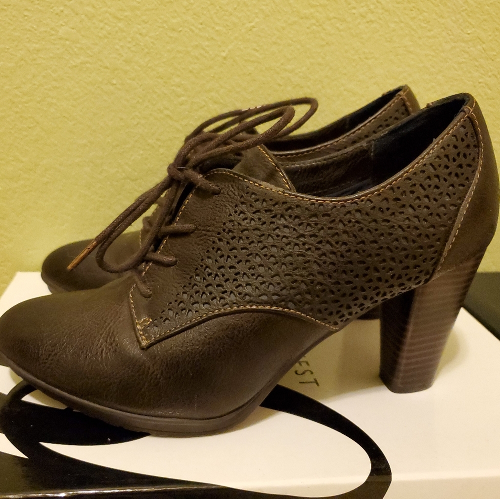 Dr. Scholl's classic booties